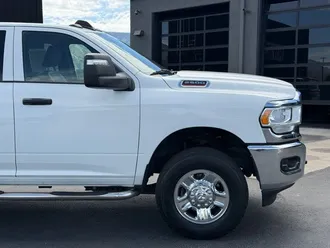 2024 Ram 2500 photo 3