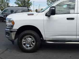 2024 Ram 2500 photo 7