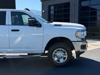 2024 Ram 3500 photo 3