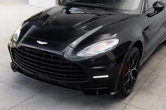 2026 Aston Martin DBX photo 5