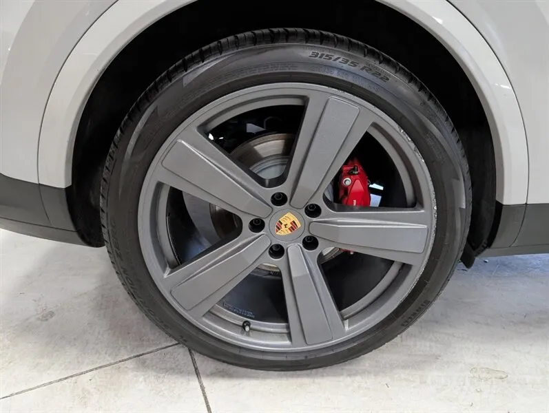 Carousel Image 13