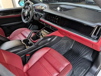 2024 Porsche Cayenne S Coupe photo 4