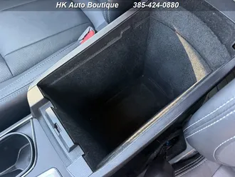 Ascent Limited 7-Passenger 18