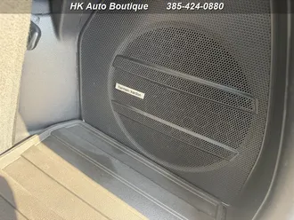 Ascent Limited 7-Passenger 32