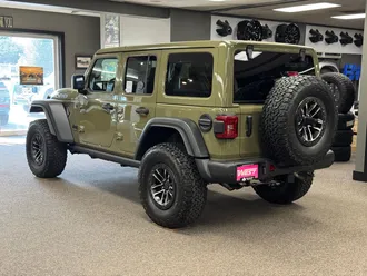 2026 Jeep Wrangler photo 7