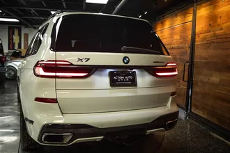 2024 BMW X7 photo 6