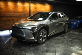 2023 TOYOTA BZ4X photo 2