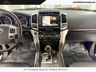 Land Cruiser 25