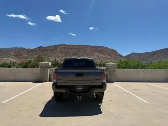 2023 Toyota Tacoma photo 7