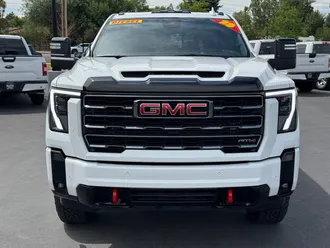 2025 GMC Sierra 3500HD photo 2
