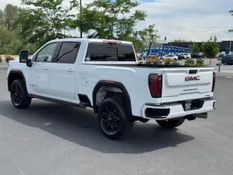 2025 GMC Sierra 3500HD photo 6