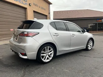 CT 200h 32