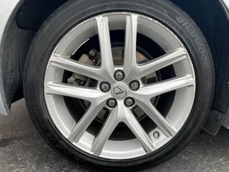 CT 200h 37