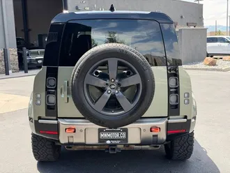 2021 Land Rover Defender 110 photo 6