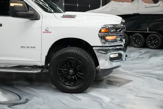 2025 Ram 2500 photo 4