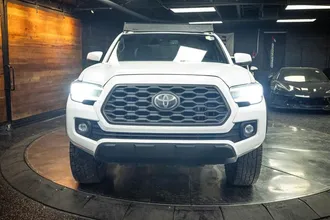 2021 TOYOTA TACOMA photo 4
