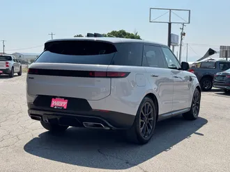 2025 Land Rover Range Rover Sport photo 6