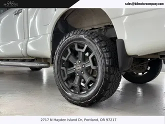 TITAN XD Crew Cab 10