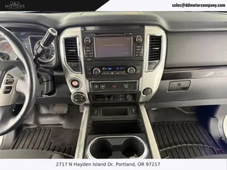 TITAN XD Crew Cab 18