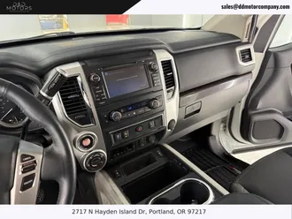 TITAN XD Crew Cab 19