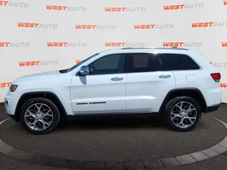 2020 Jeep Grand Cherokee photo 2