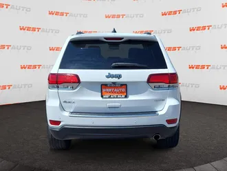 2020 Jeep Grand Cherokee photo 4