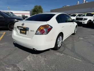 Altima 8