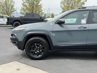 Cherokee 7