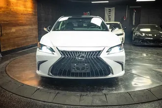 2022 LEXUS ES photo 4