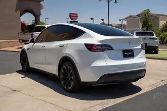 Model Y 8