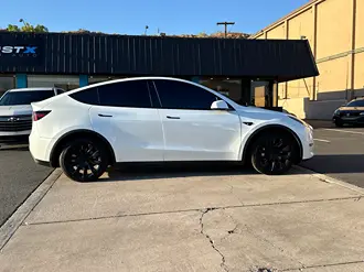 Model Y 4