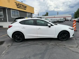 MAZDA3 8