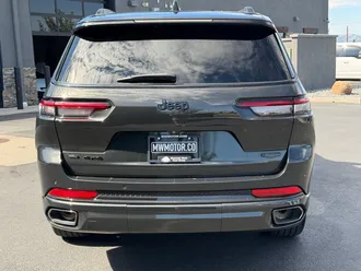 2023 Jeep Grand Cherokee L photo 6