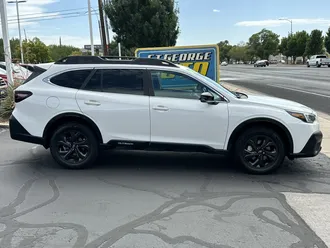 2020 Subaru Outback photo 2