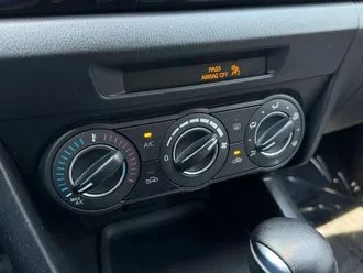 MAZDA3 9