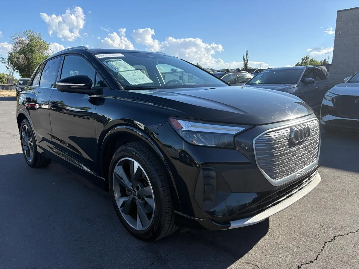 2022 Audi Q4 e-tron Premium Plus 50 quattro