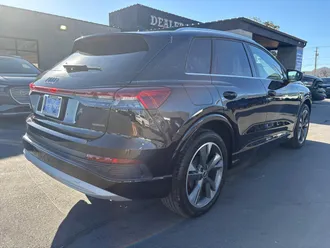 2022 Audi Q4 e-tron photo 5
