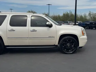 2013 GMC Yukon XL photo 4