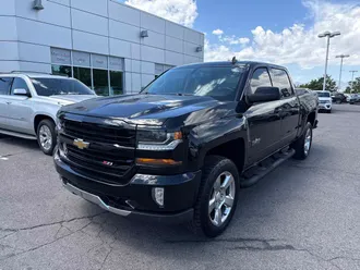 2017 Chevrolet Silverado 1500 photo 2