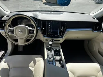 S60 T6 Momentum 24