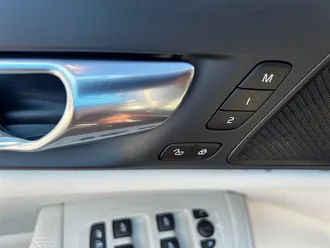 S60 T6 Momentum 28