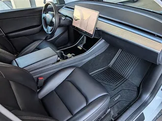 2021 Tesla Model Y Long Range photo 4