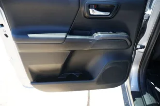 Tacoma Double Cab 23