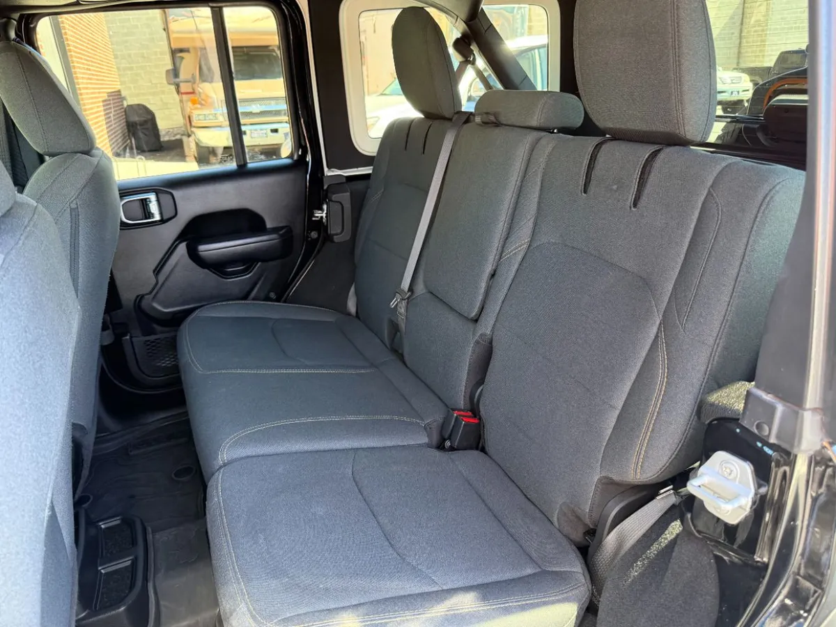 Carousel Image 25