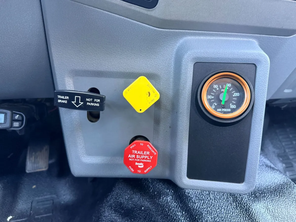 Carousel Image 9
