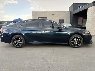 2021 Toyota Camry photo 5
