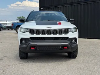 2026 Jeep Compass photo 2
