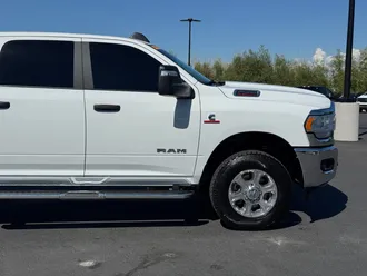 2024 Ram 2500 photo 4
