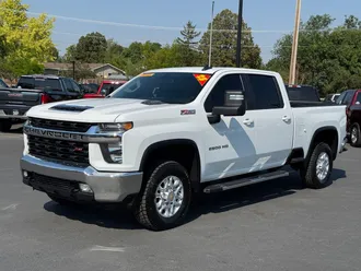 2023 Chevrolet Silverado 2500HD photo 3