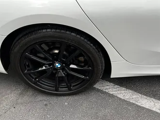 3 Series 330i xDrive 12